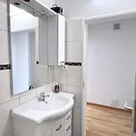 Media Harbor Domicile Apartment